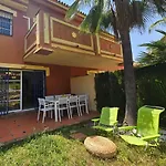 La Casita De Monte Biarritz By Lica